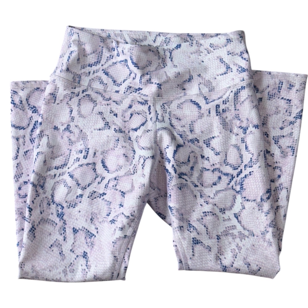 BECCA Purple and White Snakeskin Print Fabric